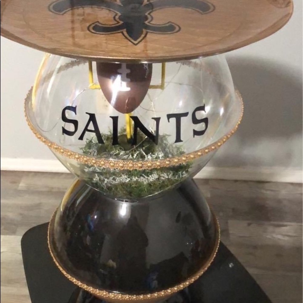 Sports table lamps New Orleans Saints
